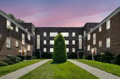 32 Broad St E # B, Mount Vernon, NY 10552