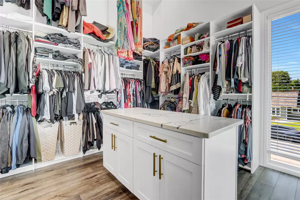 Other - 7 Wendell St, Plainview, NY 11803 photo 2 of 6