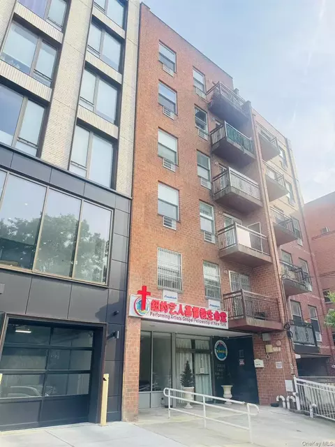138-10 35th Ave #2B, Flushing, NY 11354