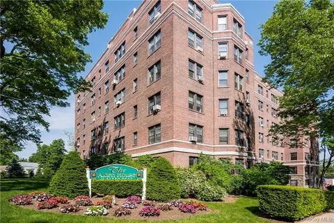 11 Alden Rd #6H, Larchmont, NY 10538