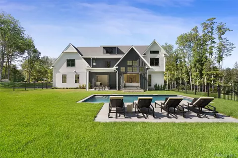 41 Ebenezer Ln, Pound Ridge, NY 10576