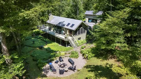 23 Riseley Ln, Shandaken, NY 12480