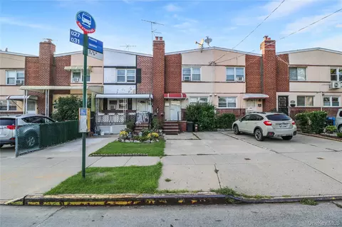 21115 48th Ave, New York, NY 11364