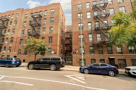 2400 Davidson Ave #A2, New York, NY 10468