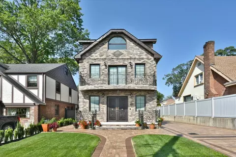 86-22 Somerset St, Jamaica, NY 11432