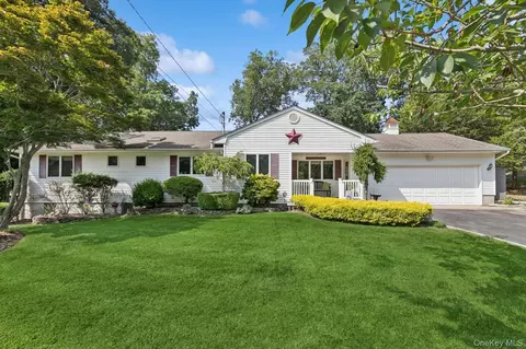 108 Sunset Blvd, Wading River, NY 11792