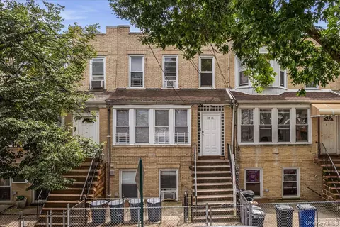 80-14 95th Ave, New York, NY 11416