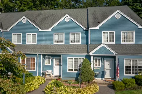 1704 Windsor Ln, Southeast, NY 10509