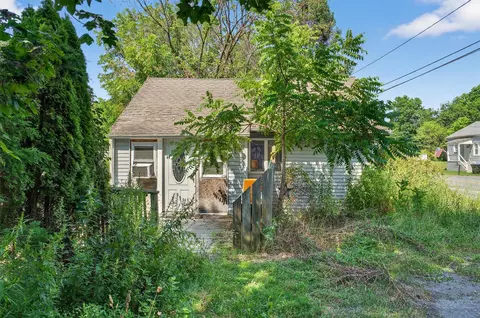 2348 State Route 207, Hamptonburgh, NY 10916