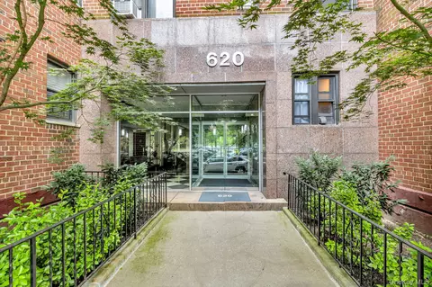 620 W 239th St #5D, New York, NY 10463