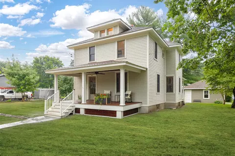 59 S Parsonage St, Rhinebeck, NY 12572