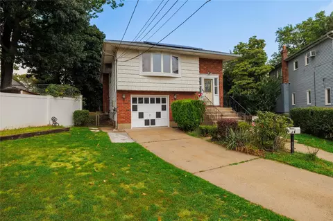 555 Portland Ave, Baldwin, NY 11510