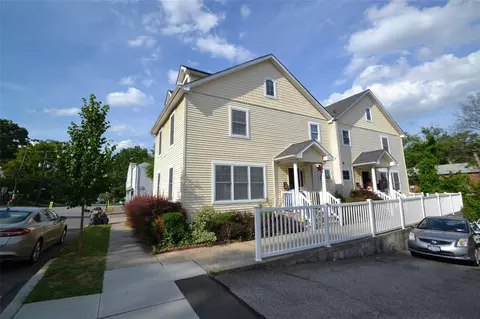 233 N Midland Ave, Orangetown, NY 10960