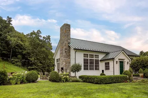2 Olympia Way, Stanford, NY 12581