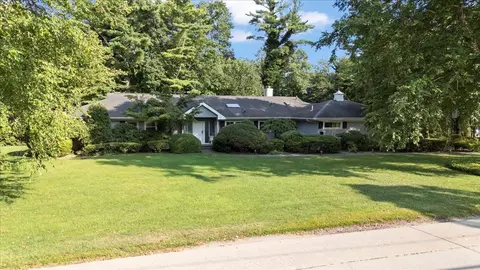 235 Ocean Ave, Lawrence, NY 11559