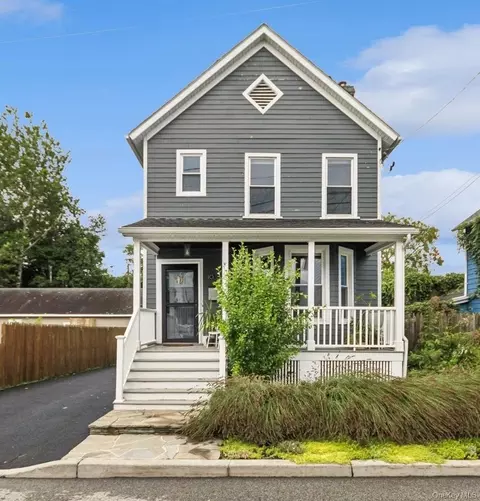 10 N Cedar St, Beacon, NY 12508