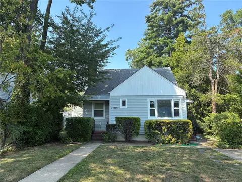 321 Oakford St, West Hempstead, NY 11552