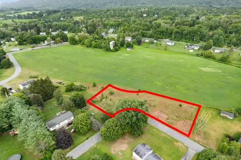15 Evan Rd, Dover, NY 12522