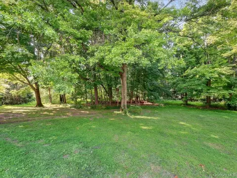 Valley Farm Road, Washington, NY 12545