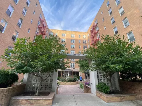 42-42 Colden St #C1, New York, NY 11355