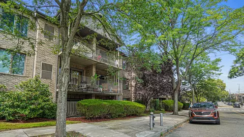 201 Buttrick Ave #12D, New York, NY 10465