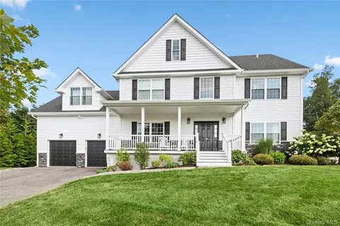 9 Point Pl, Mount Pleasant, NY 10514