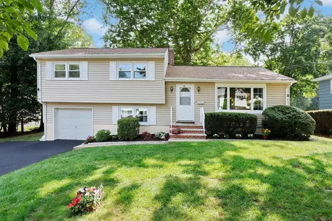 91 Campbell Ave, Orangetown, NY 10983