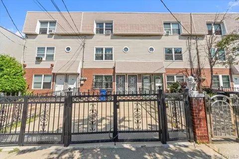 2037 Cicero Ave, New York, NY 10473