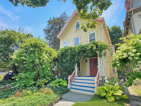 151 Montgomery St, Poughkeepsie, NY 12601