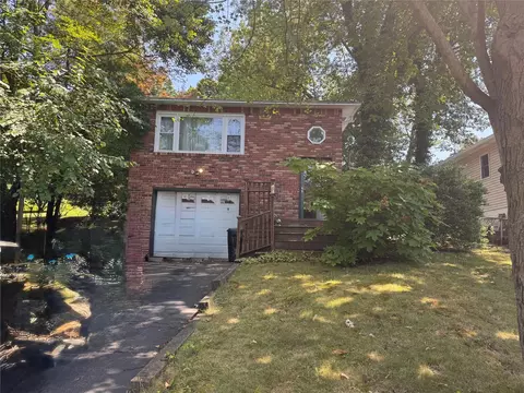 286 Railroad Ave, Orangetown, NY 10965