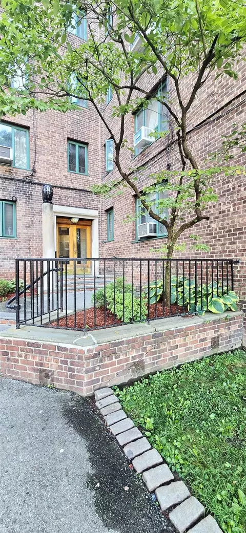 1314 Virginia Ave #MA, New York, NY 10462