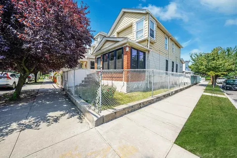 17219 107th Ave, Jamaica, NY 11433