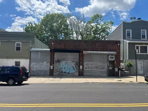 110-18 Corona Ave, New York, NY 11368