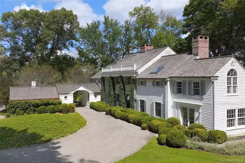 213 Baldwin Rd, Mount Kisco, NY 10549