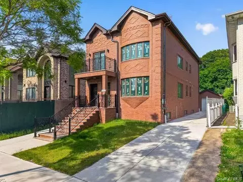 6973 229th St, New York, NY 11364