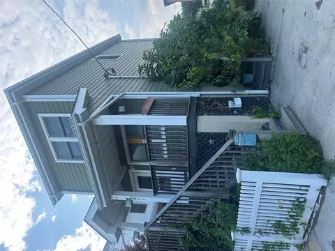 102-23 164 Rd, New York, NY 11414
