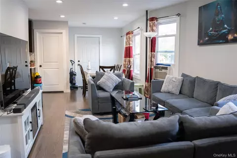 1602 Zerega Ave, New York, NY 10462