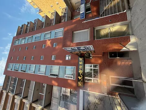 140-37 Cherry Ave #5B, Flushing, NY 11355