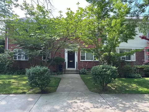 212-03 16 Ave #174, Bayside, NY 11360