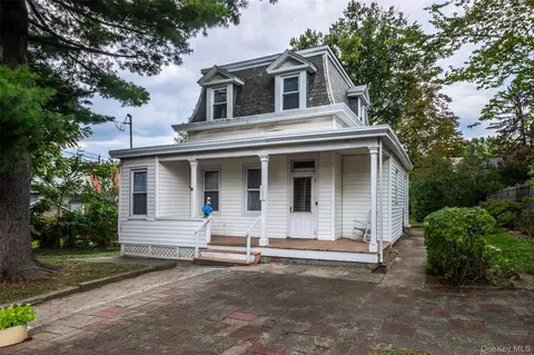 157 Schofield St, New York, NY 10464
