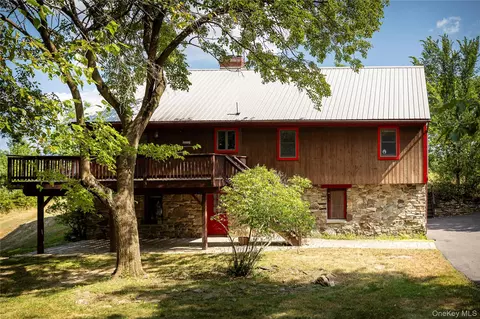 160 Hoslers Rd, Minisink, NY 10998