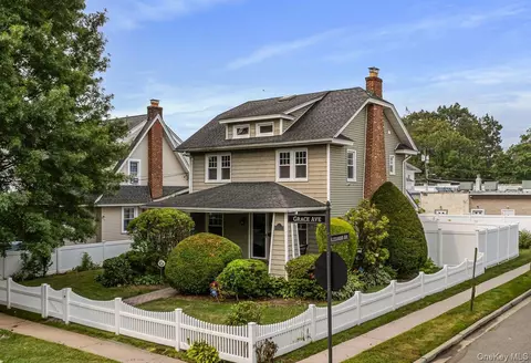 31 Grace Ave, Lynbrook, NY 11563