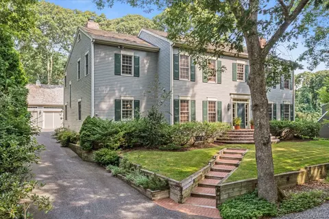 1350 Vanston Rd, Cutchogue, NY 11935