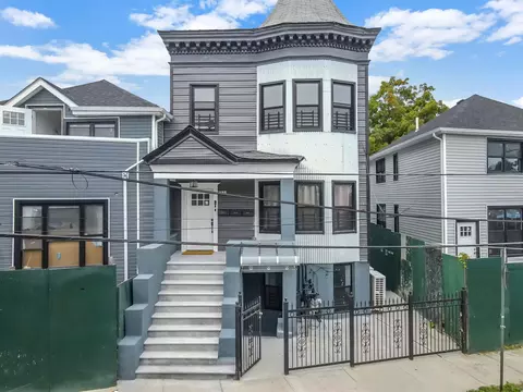 955 Tilden St, New York, NY 10469