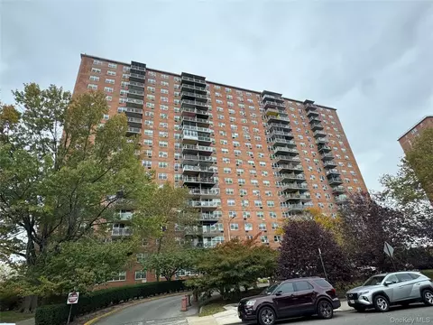 825 Morrison Ave #16M, New York, NY 10473