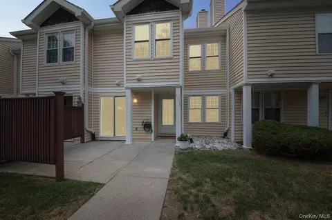 2317 Whispering Hls, Chester, NY 10918