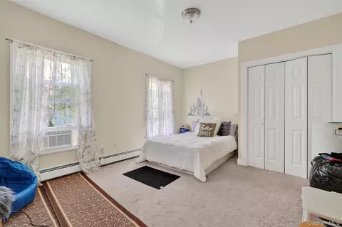 Bedroom - 16 Maple Pl, Ossining, NY 10562 photo 4 of 11