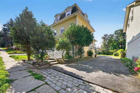 Exterior - 16 Maple Pl, Ossining, NY 10562 photo 3 of 7