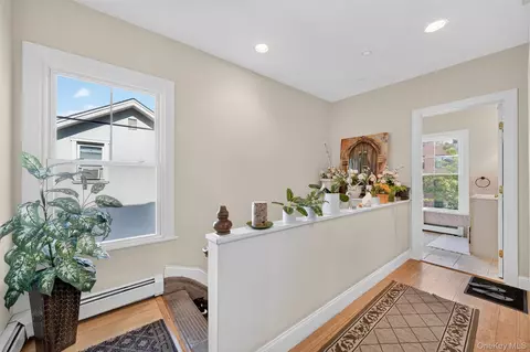 Entry Way - 16 Maple Pl, Ossining, NY 10562 photo 2 of 2