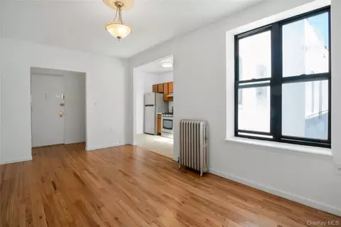 2400 Davidson Ave #B23, New York, NY 10468